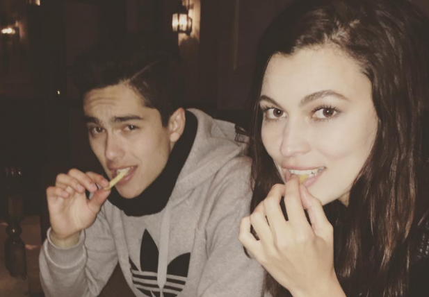 aseguran-que-hijo-de-brbara-mori-embaraza-a-novia-10-aos-mayor aseguran-que-hijo-de-brbara-mori-embaraza-a-novia-10-aos-mayor