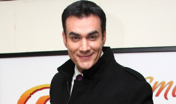 david-zepeda-complace-a-su-pblico-como-actor-y-cantante david-zepeda-complace-a-su-pblico-como-actor-y-cantante
