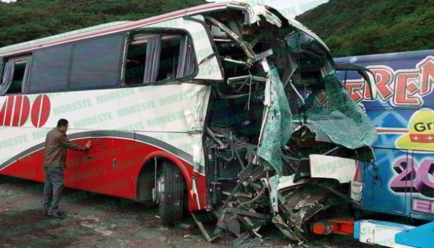 20-heridos-en-accidente-de-autobs-del-grupo-merenglass 20-heridos-en-accidente-de-autobs-del-grupo-merenglass