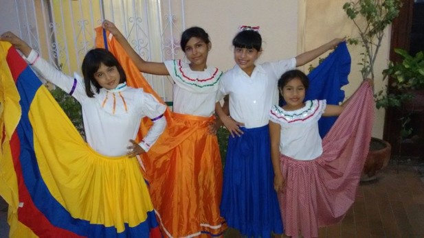 gloria-trevi-mantiene-a-97-nios-pobres-mexicanos gloria-trevi-mantiene-a-97-nios-pobres-mexicanos