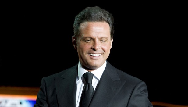 reportan-la-muerte-de-autor-de-pavo-real-y-como-una-ola reportan-la-muerte-de-autor-de-pavo-real-y-como-una-ola